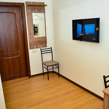 Asour Hotel Горис Экстерьер фото