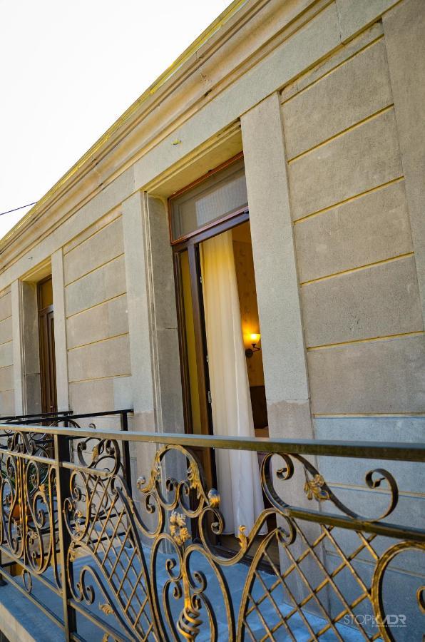 Asour Hotel Горис Экстерьер фото