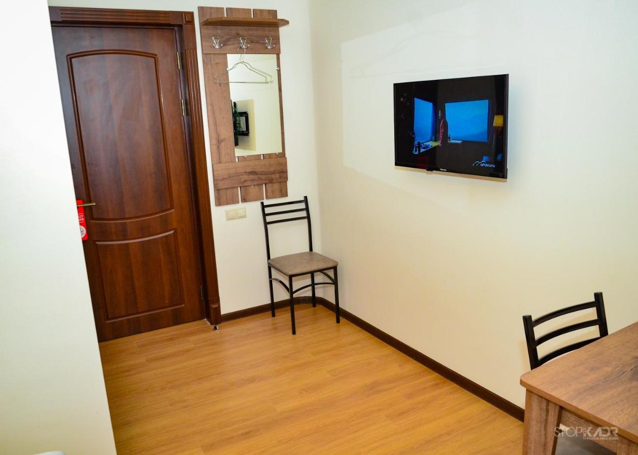 Asour Hotel Горис Экстерьер фото