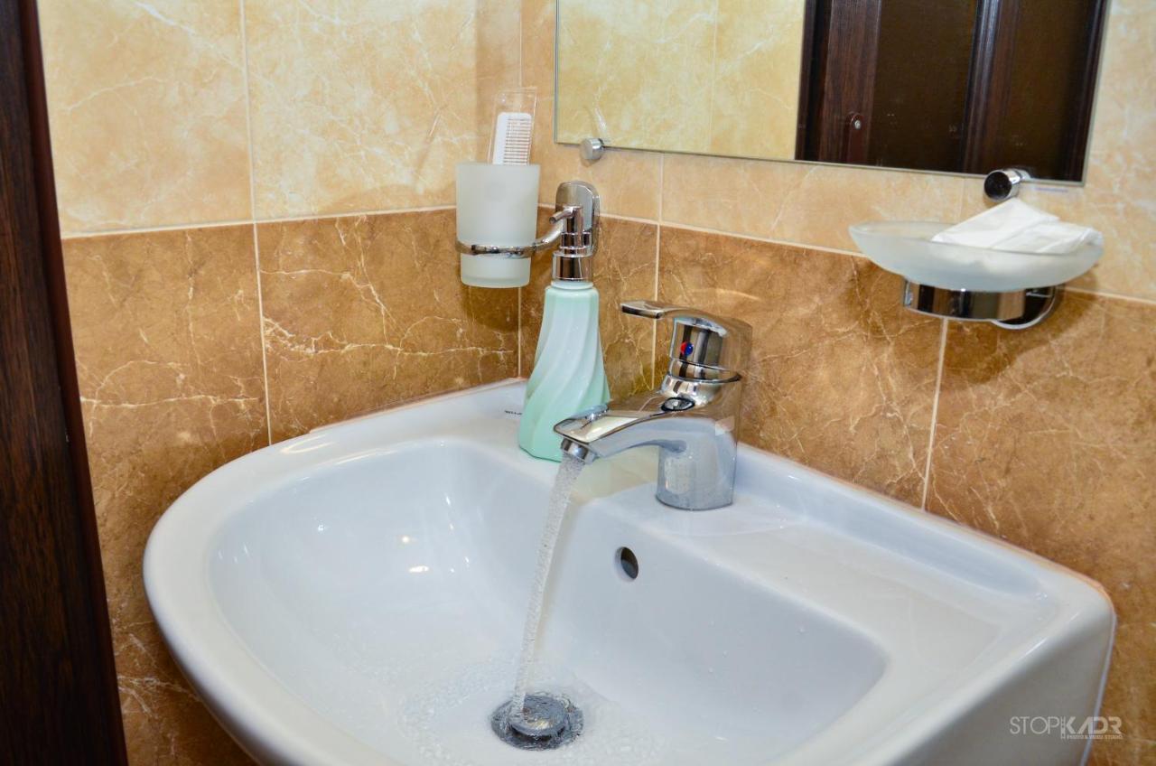 Asour Hotel Горис Экстерьер фото